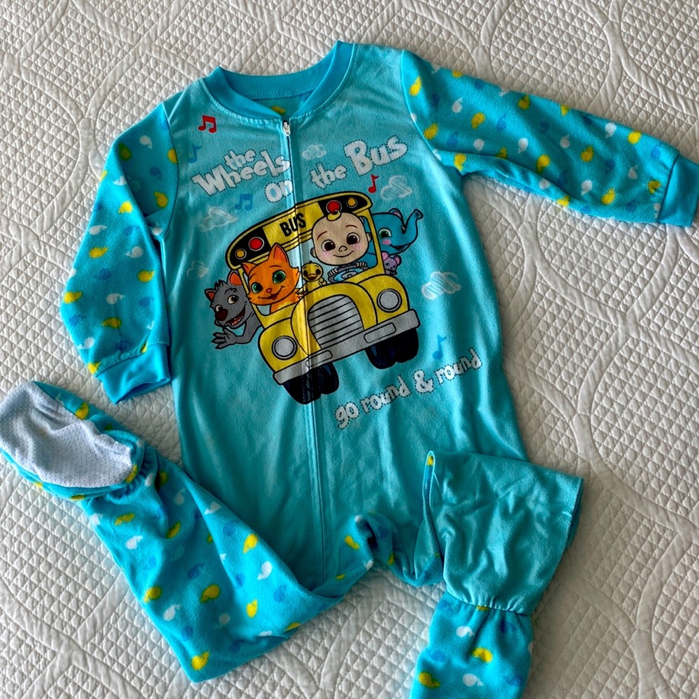 Cocomelon Toddler Blanket Sleeper~Never worn just took out to wash